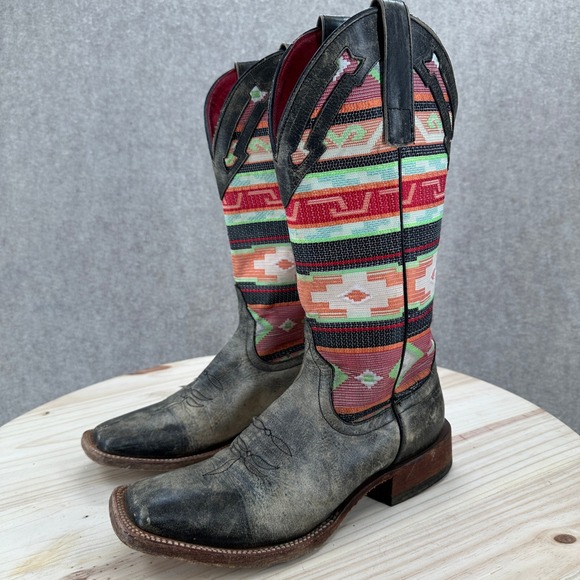 Macie Bean Shoes - Macie Bean Women Size 8 Black Cracktacular Leather Aztec Serape Cowboy Boots